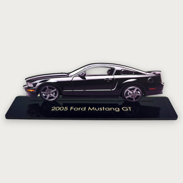 2005 Ford Mustang GT (1) Metal Car Wall Art, Color 2D Diecast Car Decor, Silhouette Metal Wall Art, Gift For Car Lovers, Detailed Color Metal Car